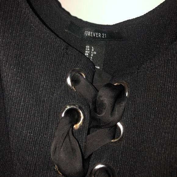 Black lace up tank crop top - Picture 4 of 4